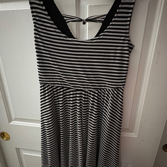 Hot Topic Stripe Mesh Dress Skull Buttons - Picture 1 of 2
